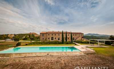 Volterra: Farmhouse with swimming pool